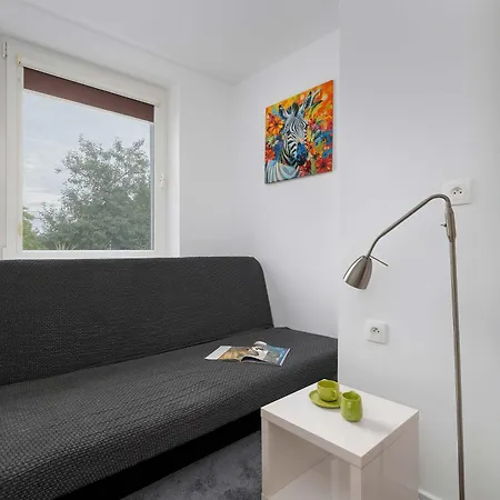 A Unique House With A Terrace And Garden In Cracow For 8 People By Renters *