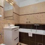 A Unique House With A Terrace And Garden In Cracow For 8 People By Renters * Krakau