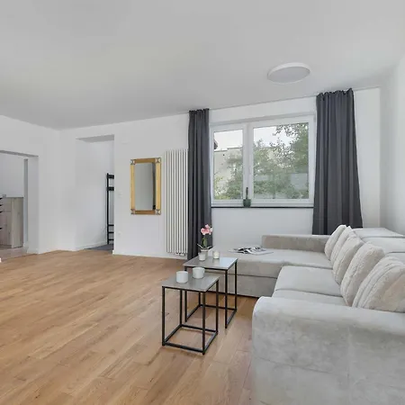 A Unique House With A Terrace And Garden In Cracow For 8 People By Renters Σπίτι διακοπών Krasków